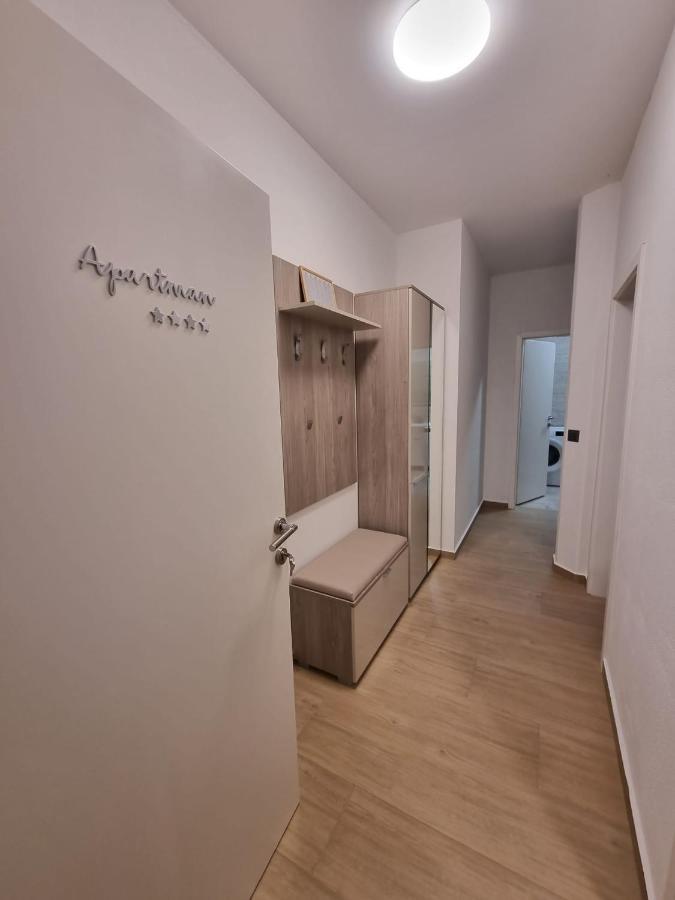 Apartmani Toni Drniš Exterior foto
