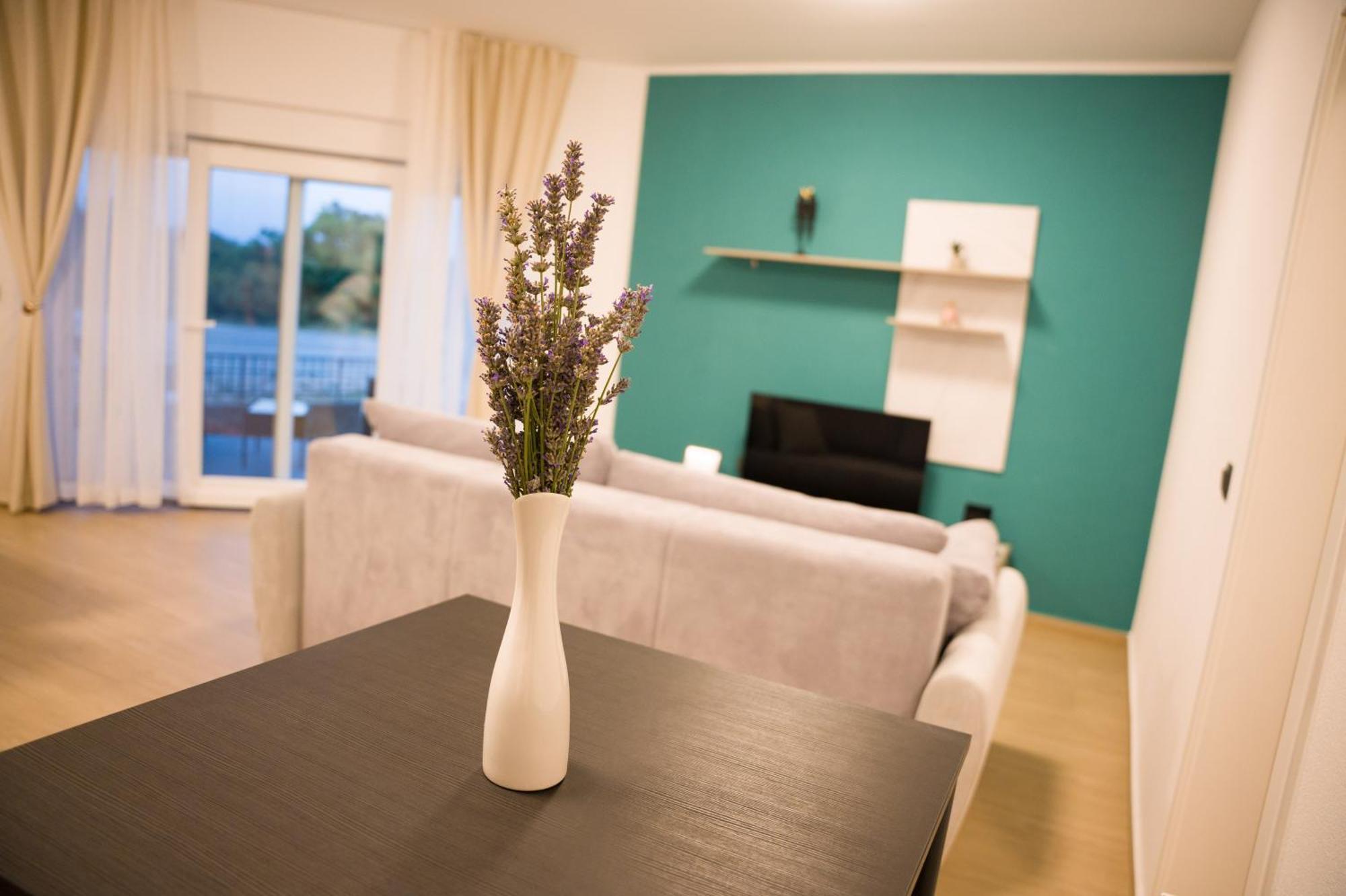 Apartmani Toni Drniš Exterior foto