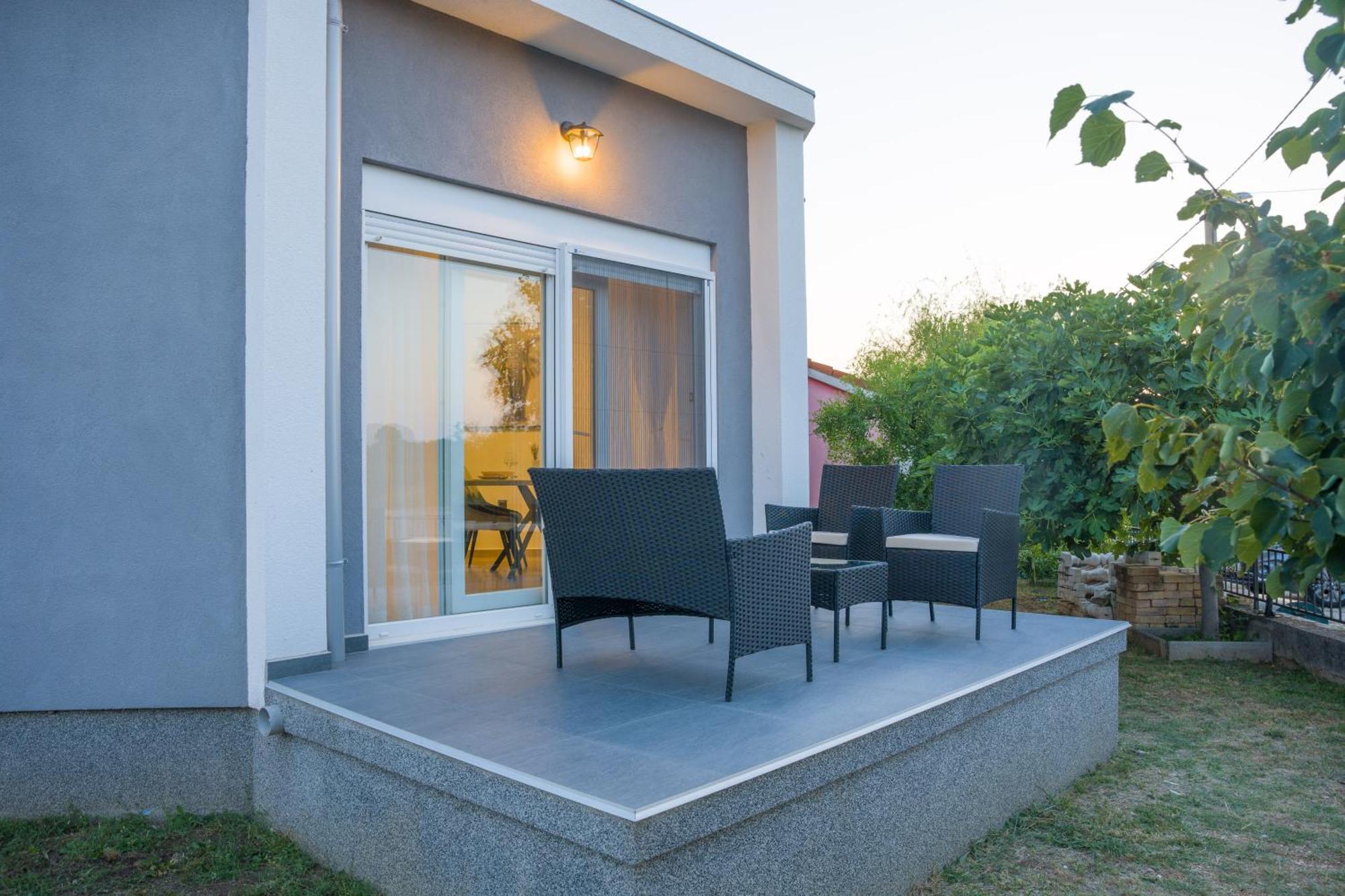 Apartmani Toni Drniš Exterior foto