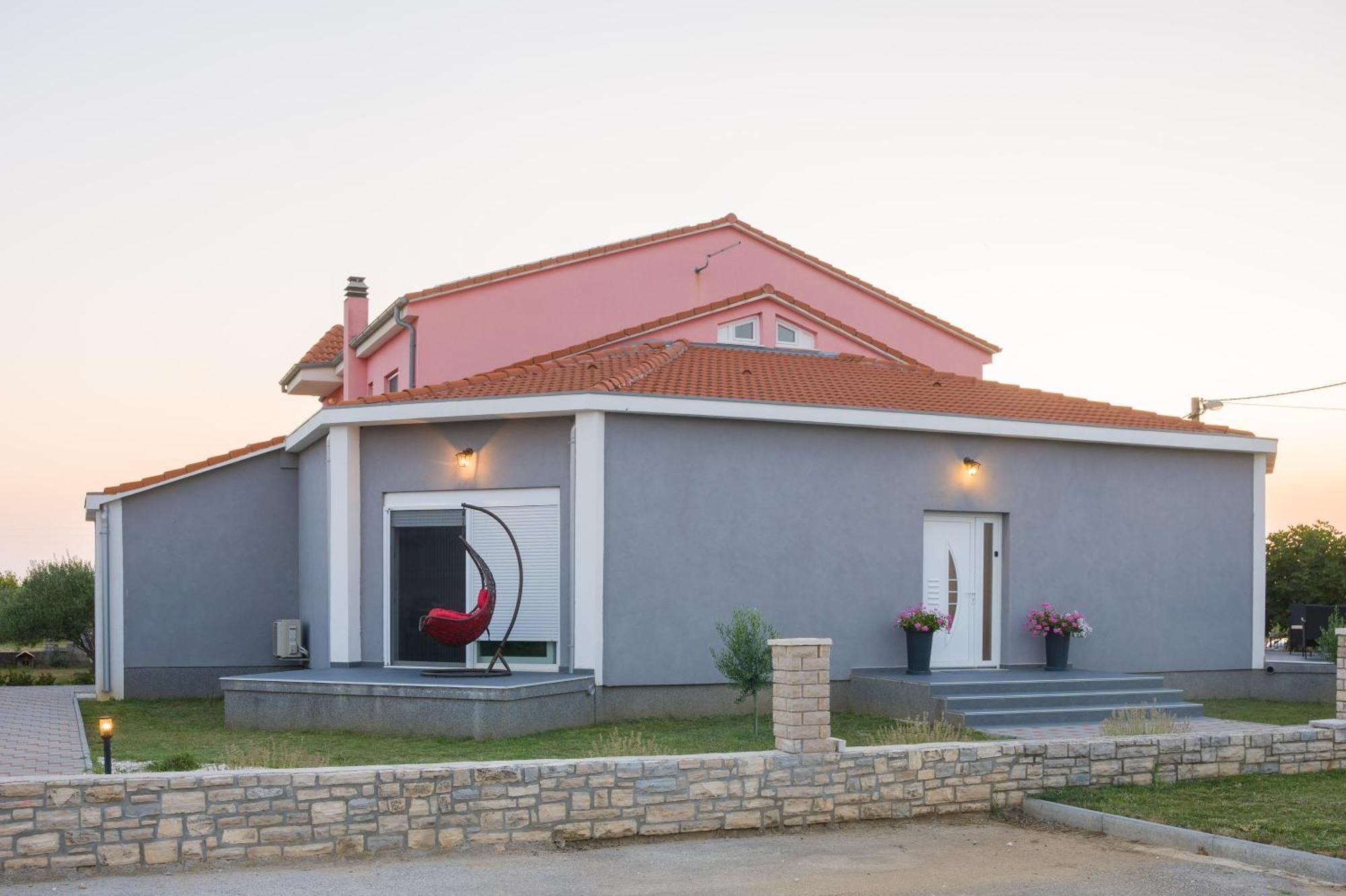 Apartmani Toni Drniš Exterior foto